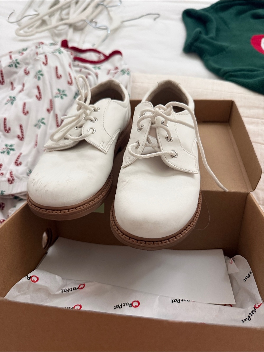 PatPat White Kids Dress Lace-Up Oxfords